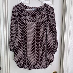 Pleione • Women’s Long Sleeve Geo Print Blouse • Size Large